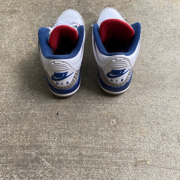 Jordan 3 True Blue 2016 (size 10) - Picture 3 of 13
